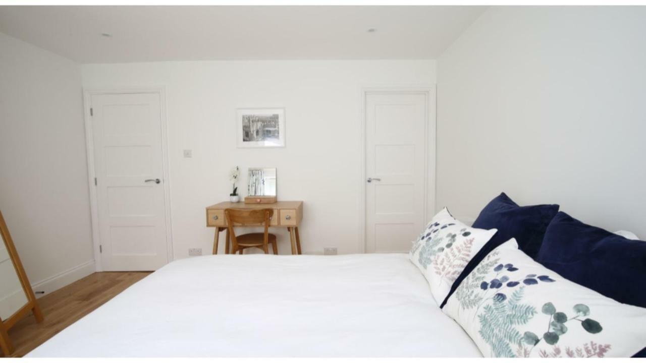 ★ Luxury Oxford Apartment ★ Sleeps 4, Free Parking מראה חיצוני תמונה