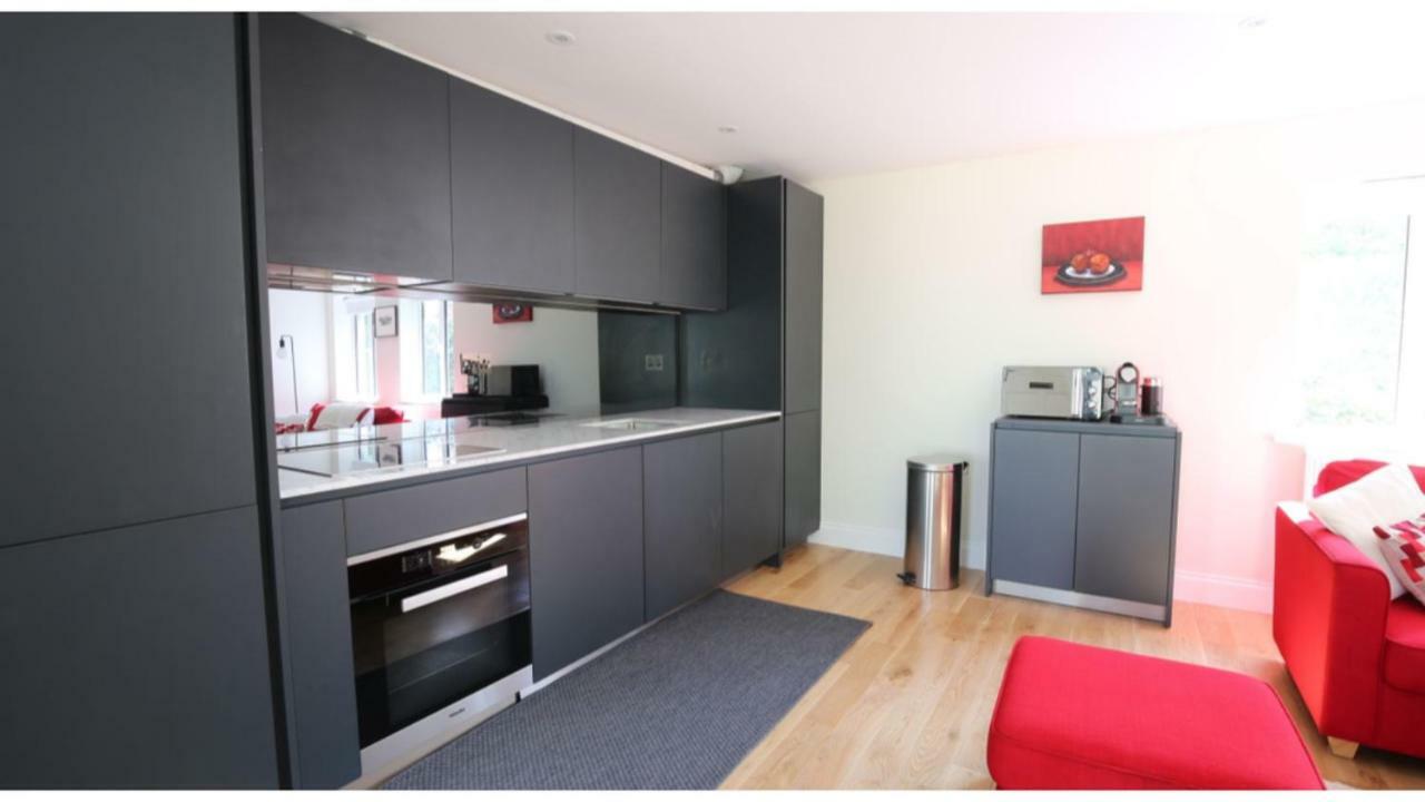 ★ Luxury Oxford Apartment ★ Sleeps 4, Free Parking מראה חיצוני תמונה